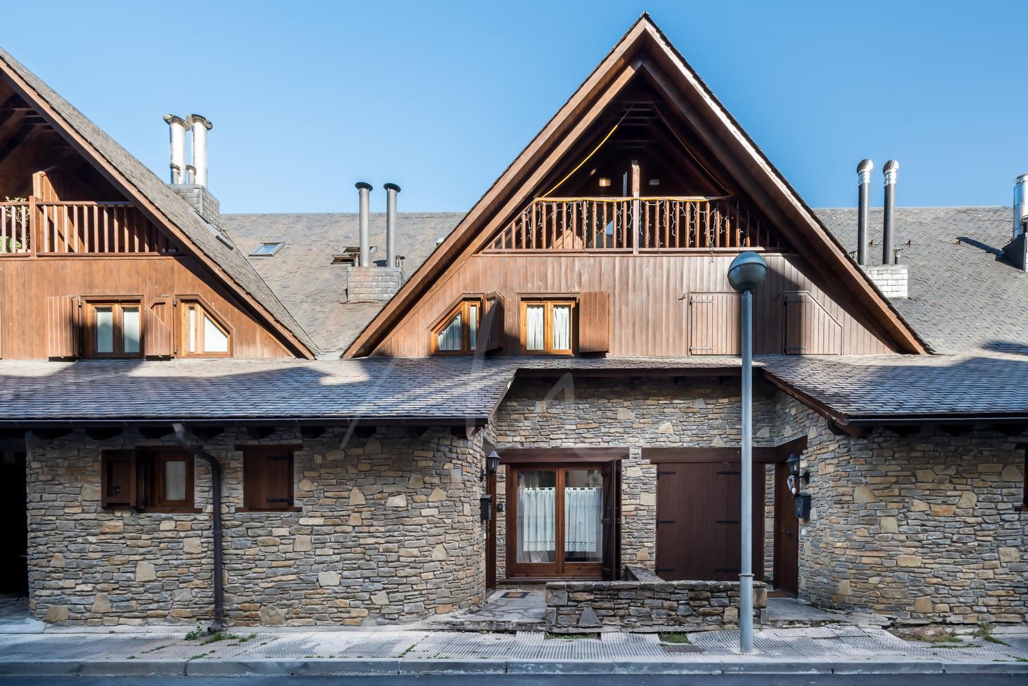 Casa Garona By Seamount Rentals Bossòst Exterior photo